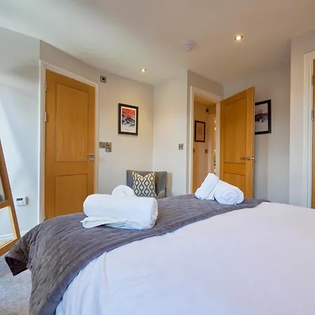 Riverside Park 4 アパート